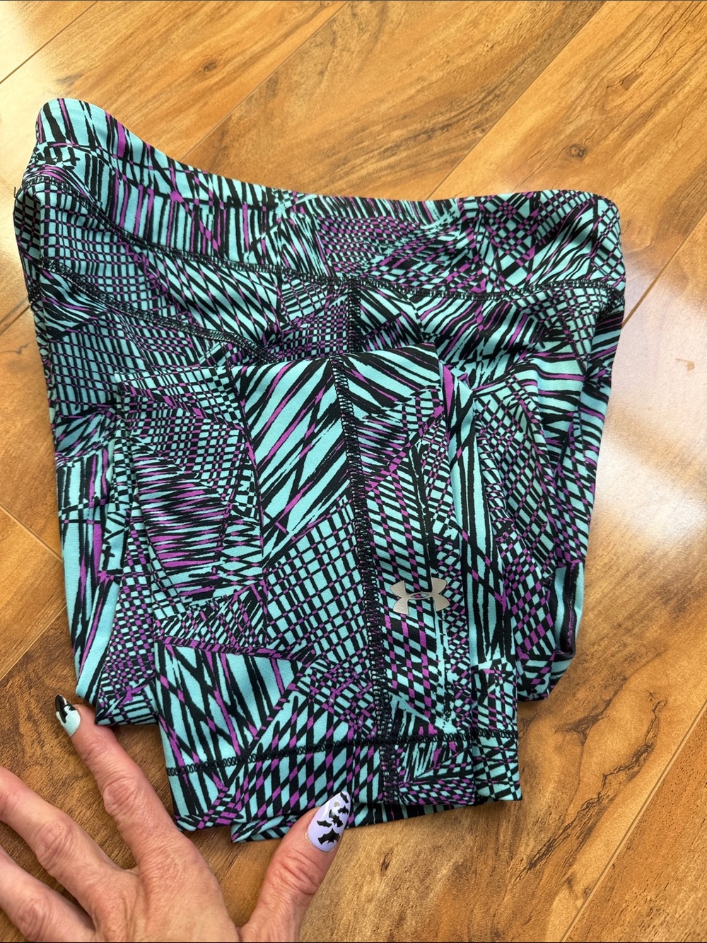 Under Armour Women’s Aqua & Purple Geo-Print Athletic caprice